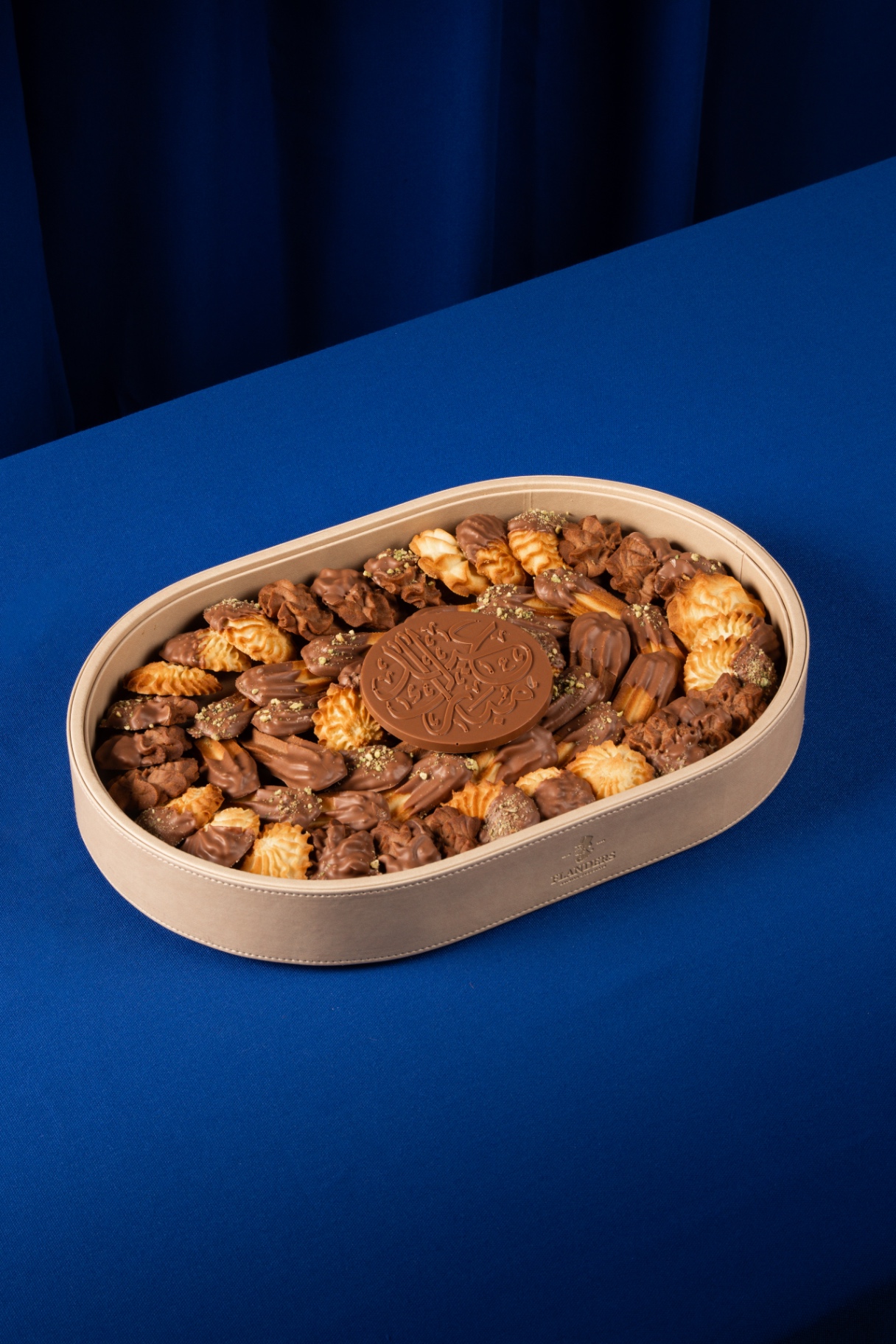 Flanders — Petit Four Tray
